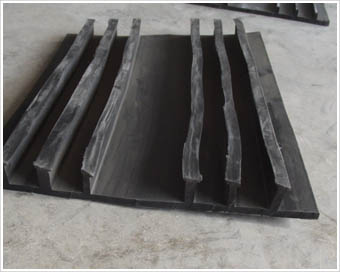 ���zֹˮ�����a(ch��n)�̈�(b��o)�r(ji��),����(y��ng)��ˮ��Ûֹˮ�z��(j��ng)�N��,����ʽ���zֹˮ���ļҺ�,䓰�ֹˮ���ı���,���Nʽ���zֹˮ����(j��ng)�N��,�N����ˮ��Ûֹˮ��,�߅���zֹˮ���Č��I(y��)